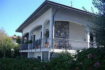 Villa Aurora With Pool Colico